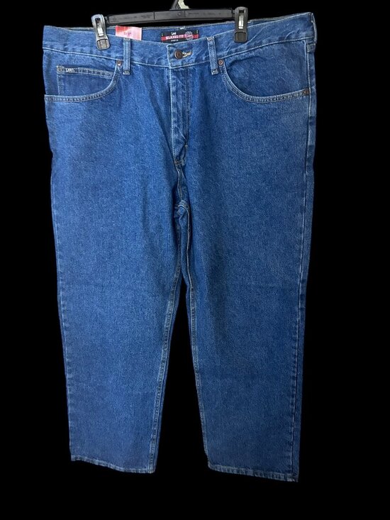 Lee Other - NWT Lee Relaxed Fit Straight Leg Jeans — Men's 40x30 — Medium Wash